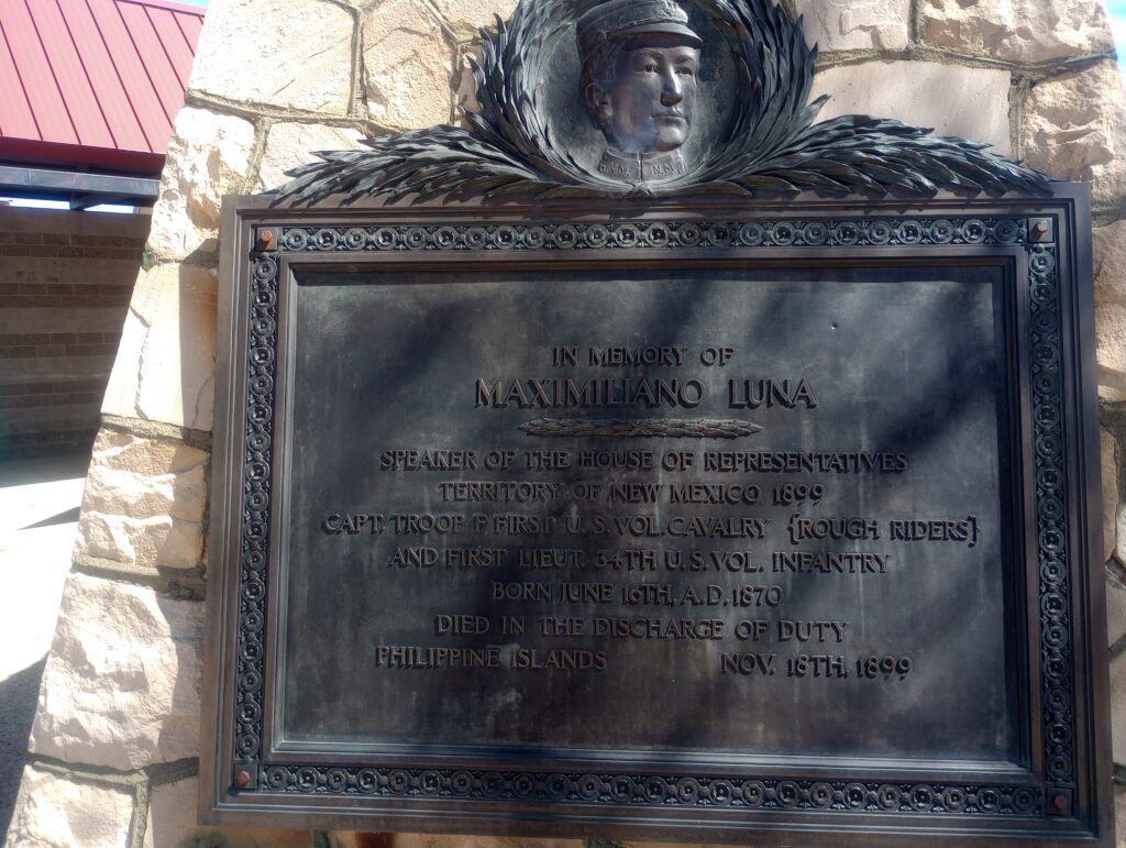 Maximiliano Luna Inscription